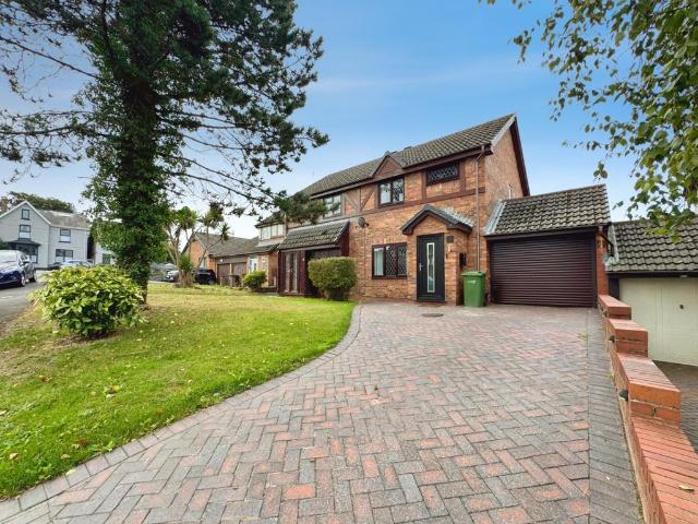 House for sale in Pemberton, Dafen