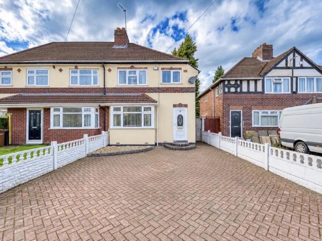 House for sale in Brownhills, Walsall