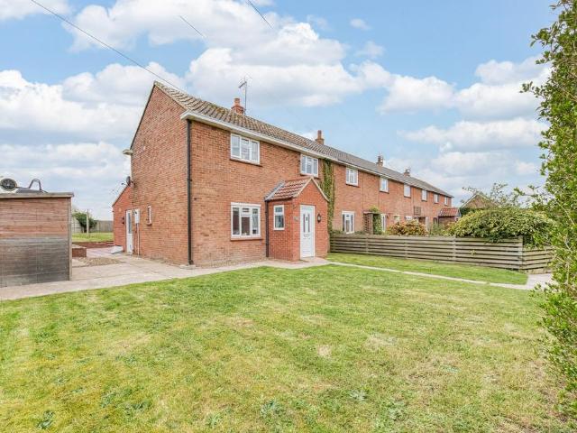 House for sale in Stokesby, Norfolk
