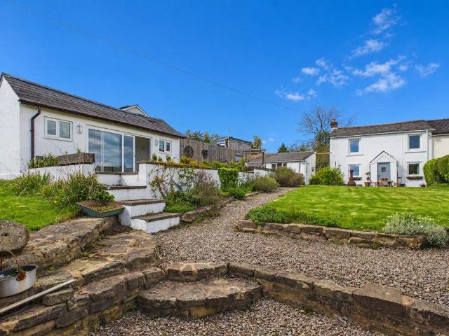 House for sale in Bromsberrow Heath, Gloucestershire