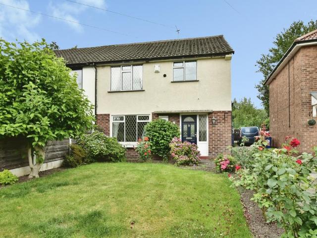 House for sale in Cheadle Hulme, Greater Manchester