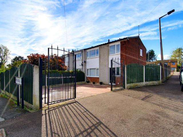 House for sale in Cliff Hills, Rotherham