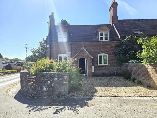 House for sale in Longnor