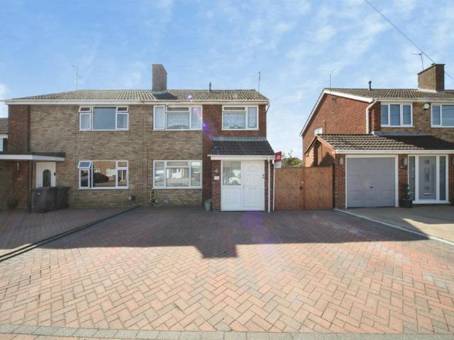 House for sale in Sundon Park, Luton