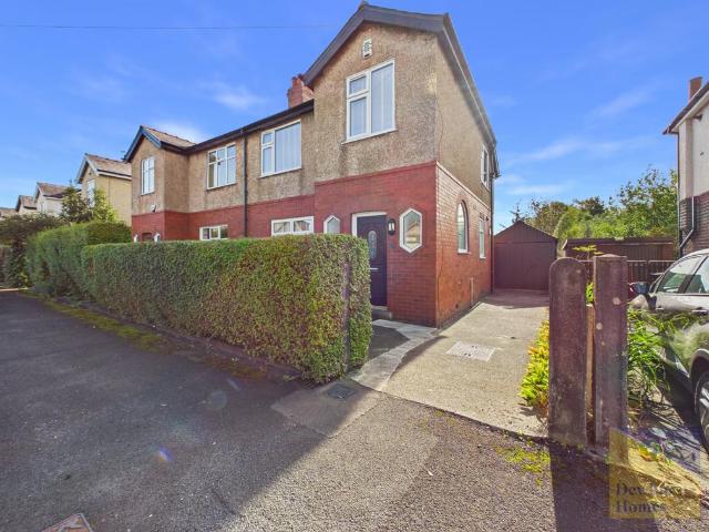 House for sale in Ingol, Preston