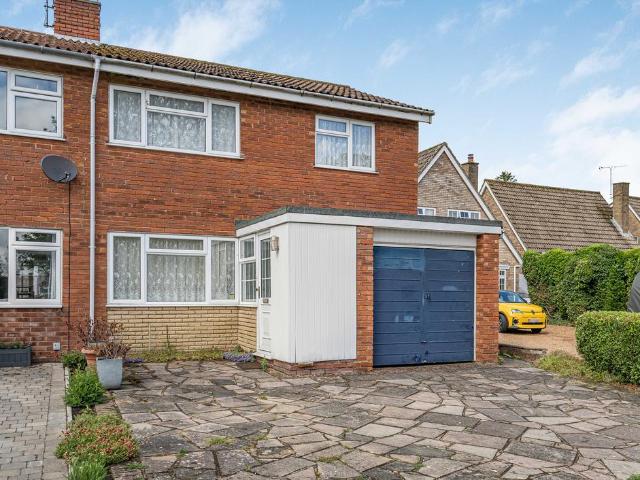 House for sale in Pouchen End, Hertfordshire
