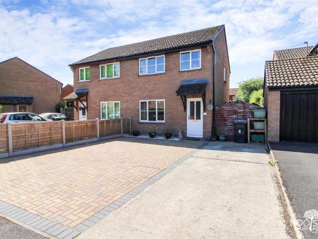 House for sale in Thatcham, West Berkshire