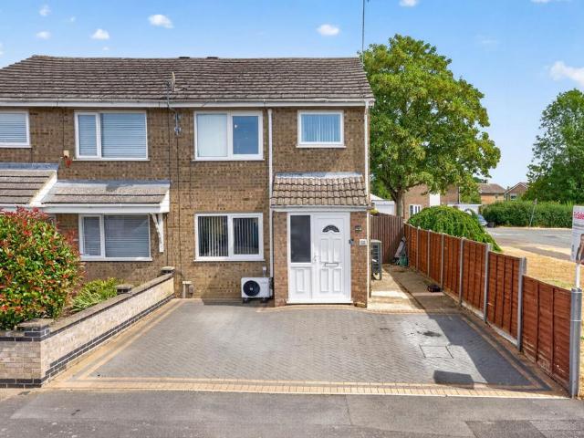House for sale in Danesholme, Corby