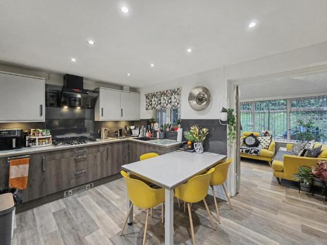 House for sale in Georgia, Greater Manchester