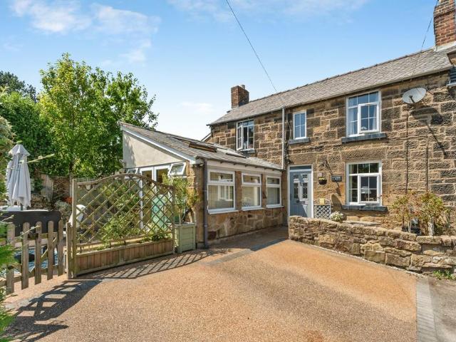 House for sale in Coedpoeth, Wales