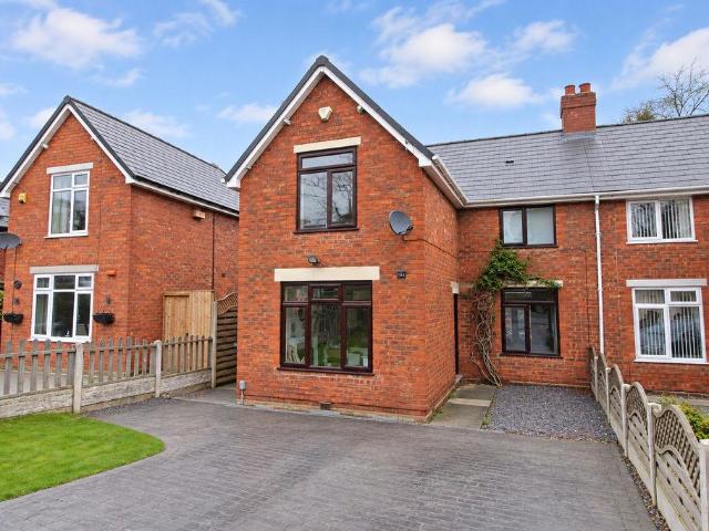 House for sale in Bloxwich, West Midlands