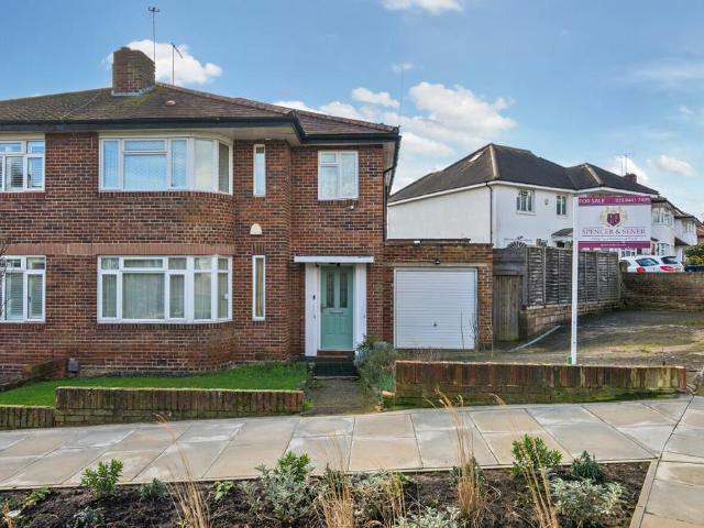 House for sale in Friern Barnet, Isle Of Man