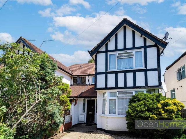 House for sale in Kingsbury, Greater London