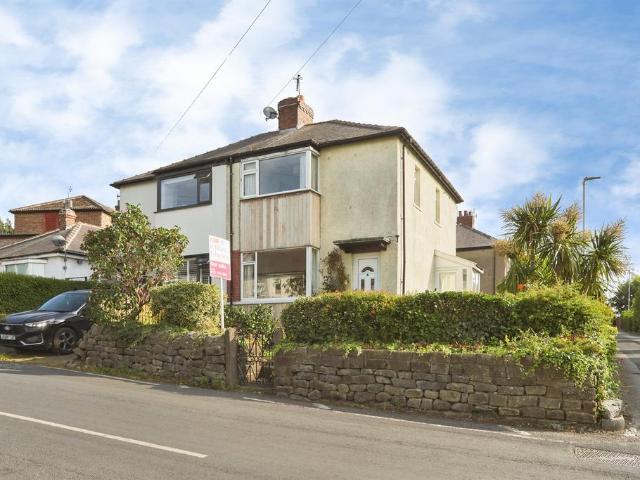 House for sale in Rawdon, West Yorkshire