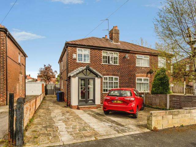 House for sale in Cheadle Hulme, Greater Manchester