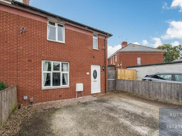 House for sale in Watergate, Devon