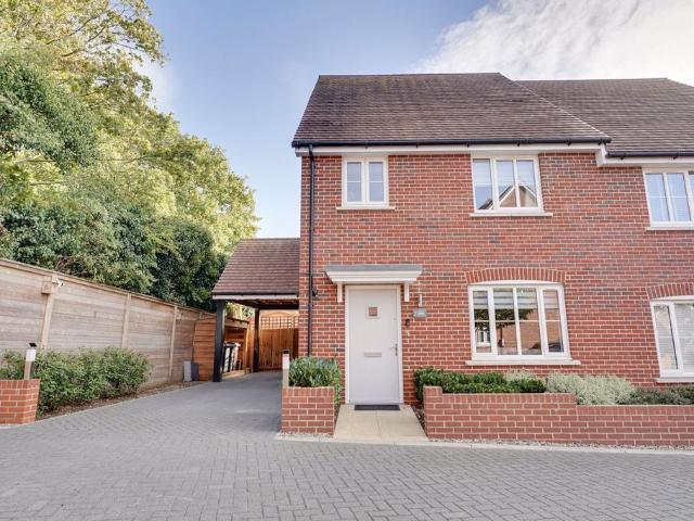 House for sale in Tudor Park, East Hertfordshire