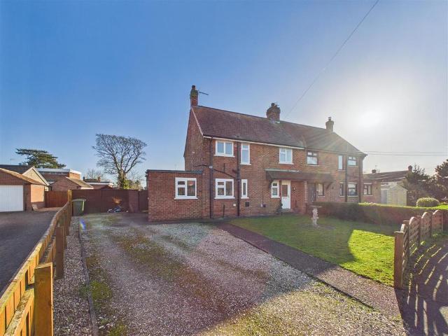 House for sale in Elloughton-cum-Brough, Brough