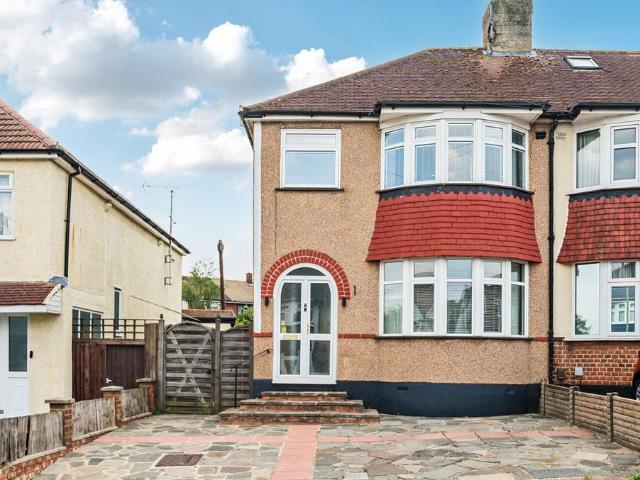 House for sale in St Mary Cray, Greater London