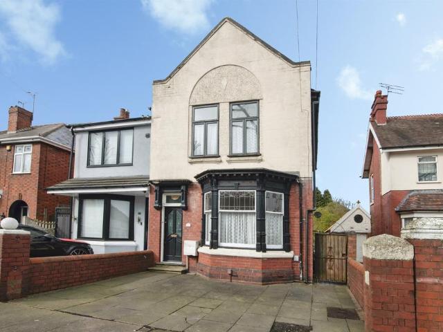 House for sale in Dudley Port, Tipton