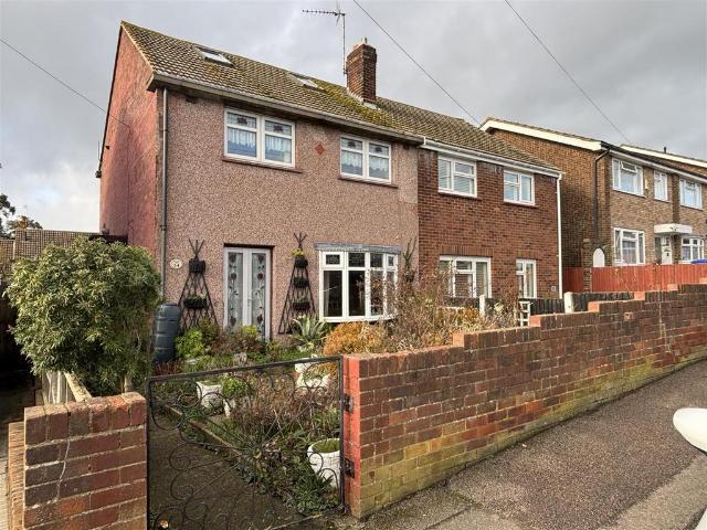 House for sale in Minster-on-Sea, Oad Street