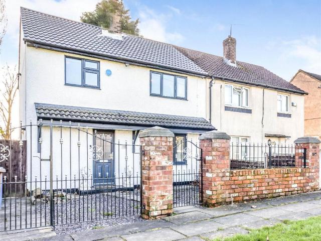 House for sale in Swinton Park, Salford