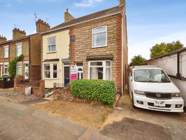 House for sale in Yaxley, Huntingdon