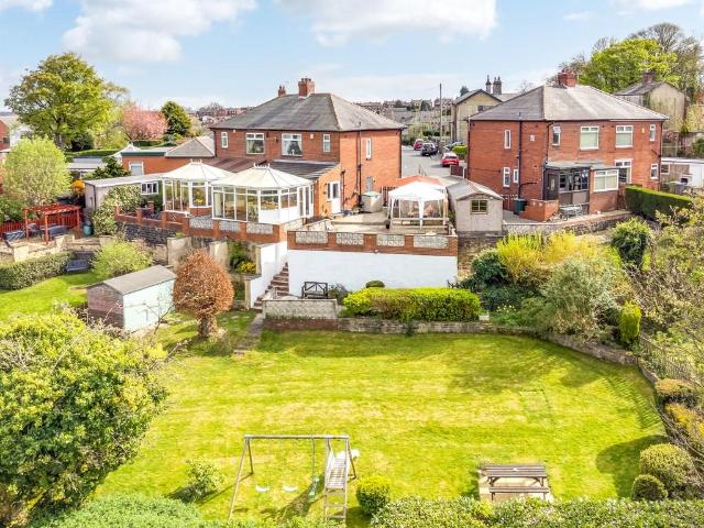 House for sale in Batley, West Yorkshire