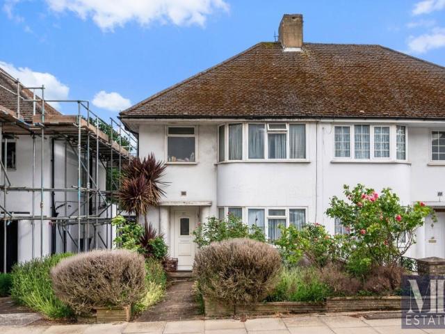 House for sale in The Hale, Greater London