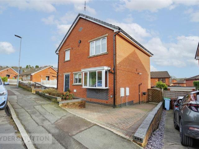 House for sale in Saddleworth, Pendock