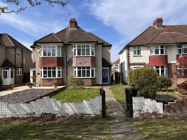 House for sale in Ramsden, Greater London