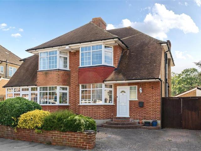 House for sale in London Borough of Croydon, Shirley