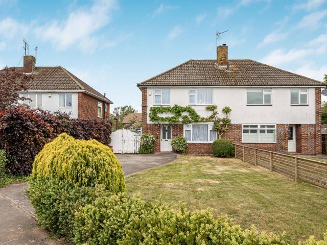 House for sale in Twyford