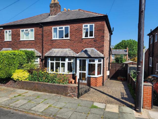 House for sale in Stockton Heath, Warrington