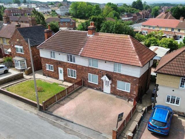 House for sale in Thurnscoe, South Yorkshire
