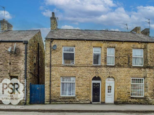House for sale in Buxworth, Charlesworth