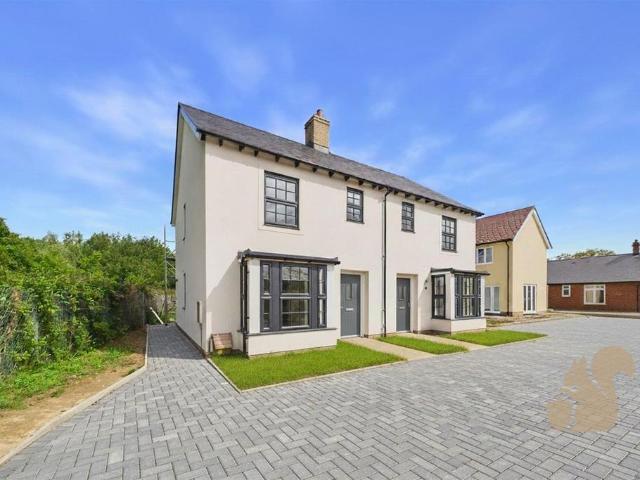 House for sale in Chelmondiston, Suffolk