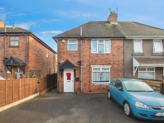 House for sale in Coseley, West Midlands