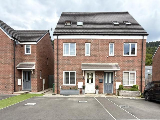 House for sale in Mountain Ash East, Ynysboeth