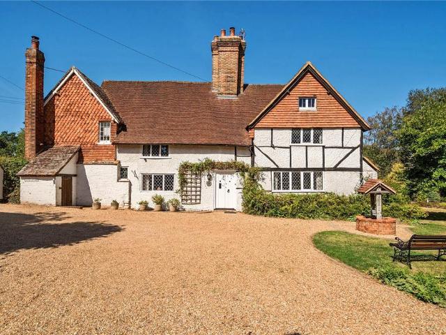 House for sale in Fole, Surrey