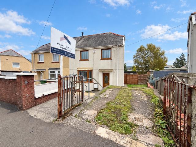 House for sale in Pen-y-Waun, Penywaun