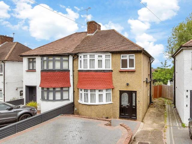 House for sale in Bromley Common, Greater London