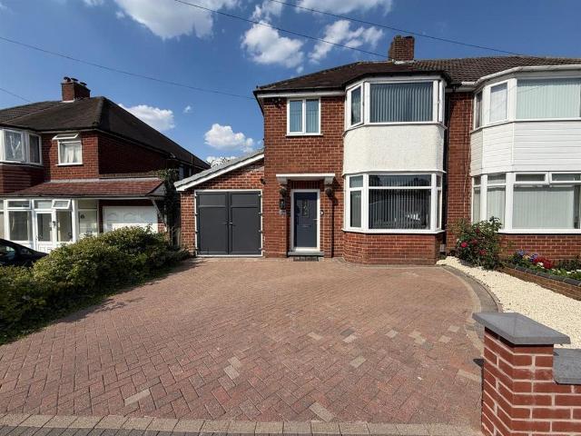 House for sale in Brandhall, Quinton