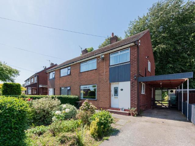 House for sale in Overchurch Hill, Moreton