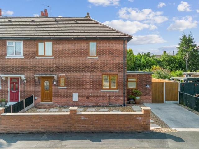 House for sale in Greystone Heath, Warrington