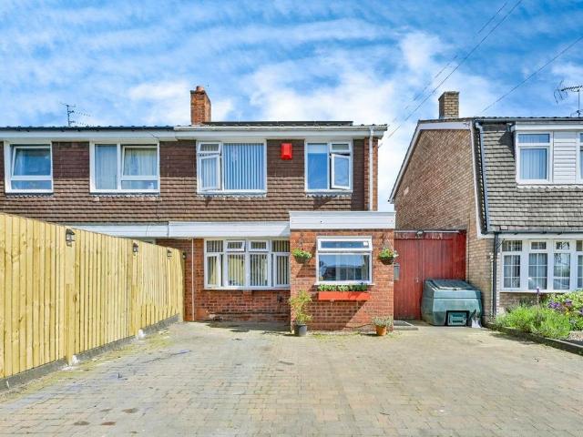 House for sale in Baswich, Staffordshire