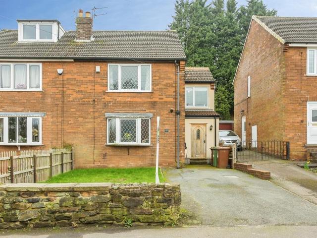 House for sale in Newmillerdam, West Yorkshire