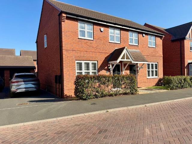 House for sale in Oadby, Leicestershire