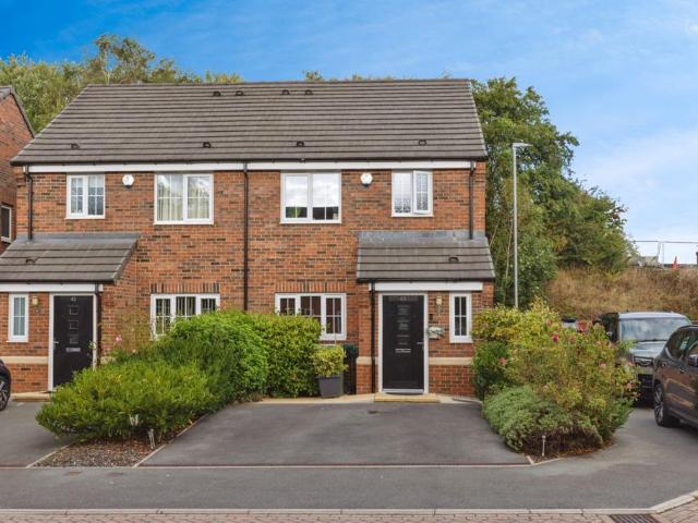 House for sale in Cleckheaton, West Yorkshire