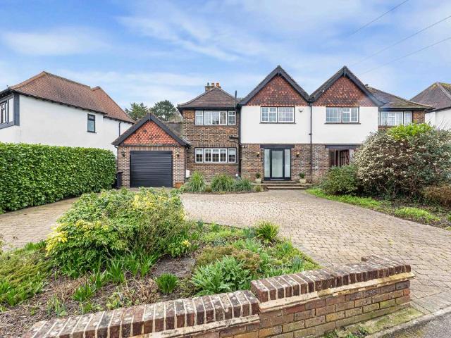 House for sale in Poverest, Greater London